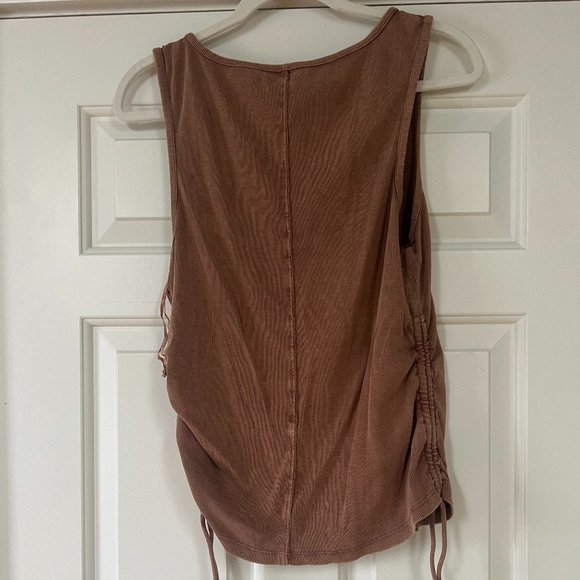 PILCRO Brown Tie-Side Ribbed Tank Top- LARGE - Picture 2 of 3